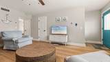 11 B St - Photo 4