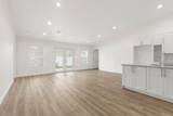 28 Woodston Ln - Photo 3