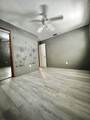 1906 Roselle Ave - Photo 16