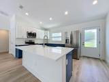 901 Delcie Dr - Photo 2