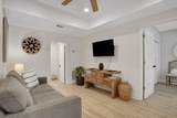 8 Douglas Ave - Photo 20