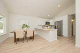 660 St Johns St - Photo 15
