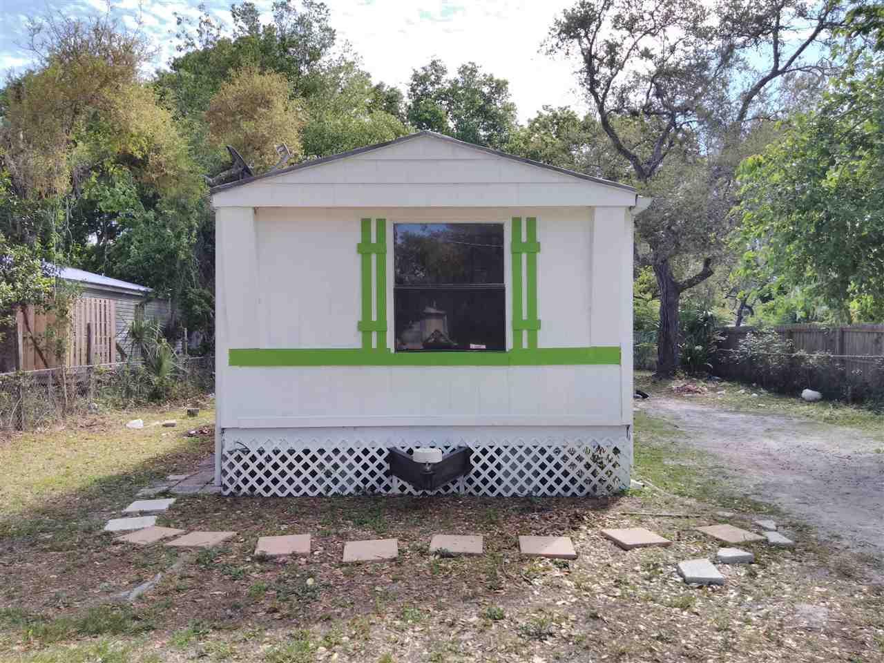 828 Oakes Ave - Photo 1