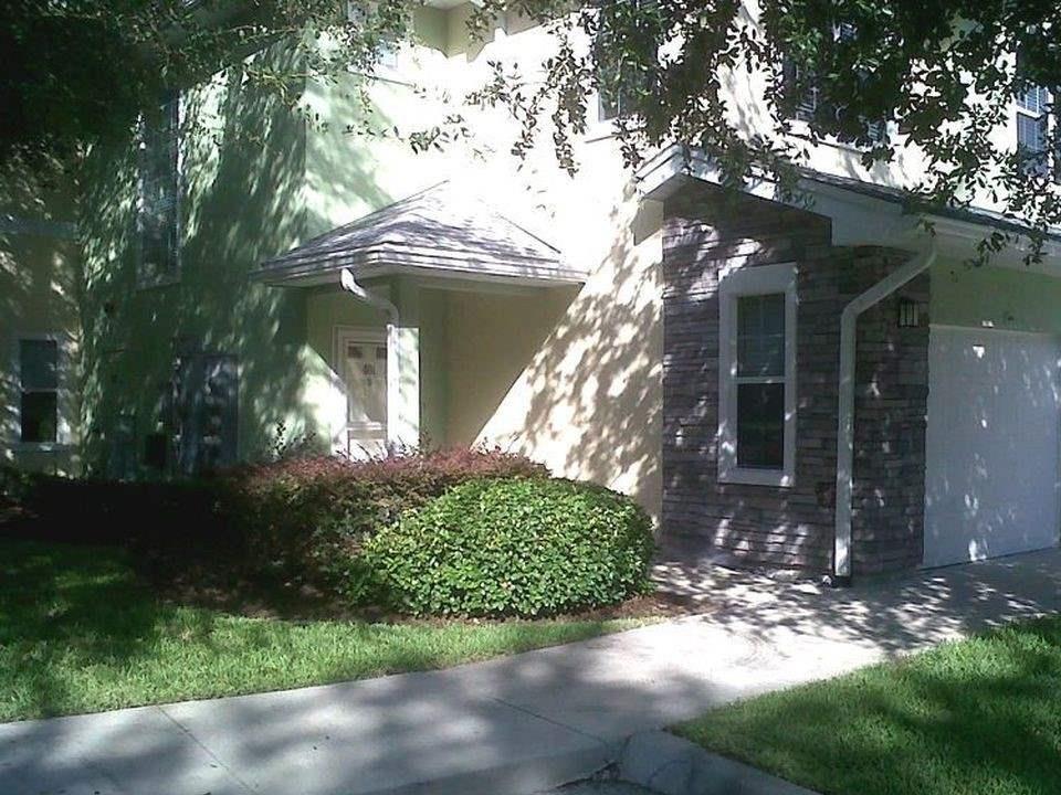 105 Bayberry Circle #401 - Photo 1