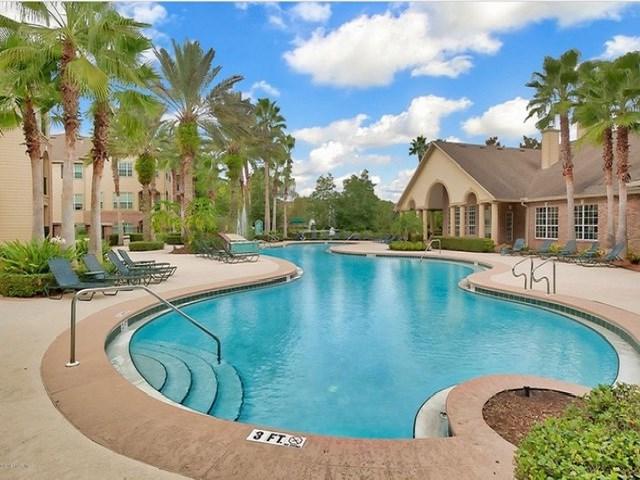7800 Point Meadows Dr - Photo 1