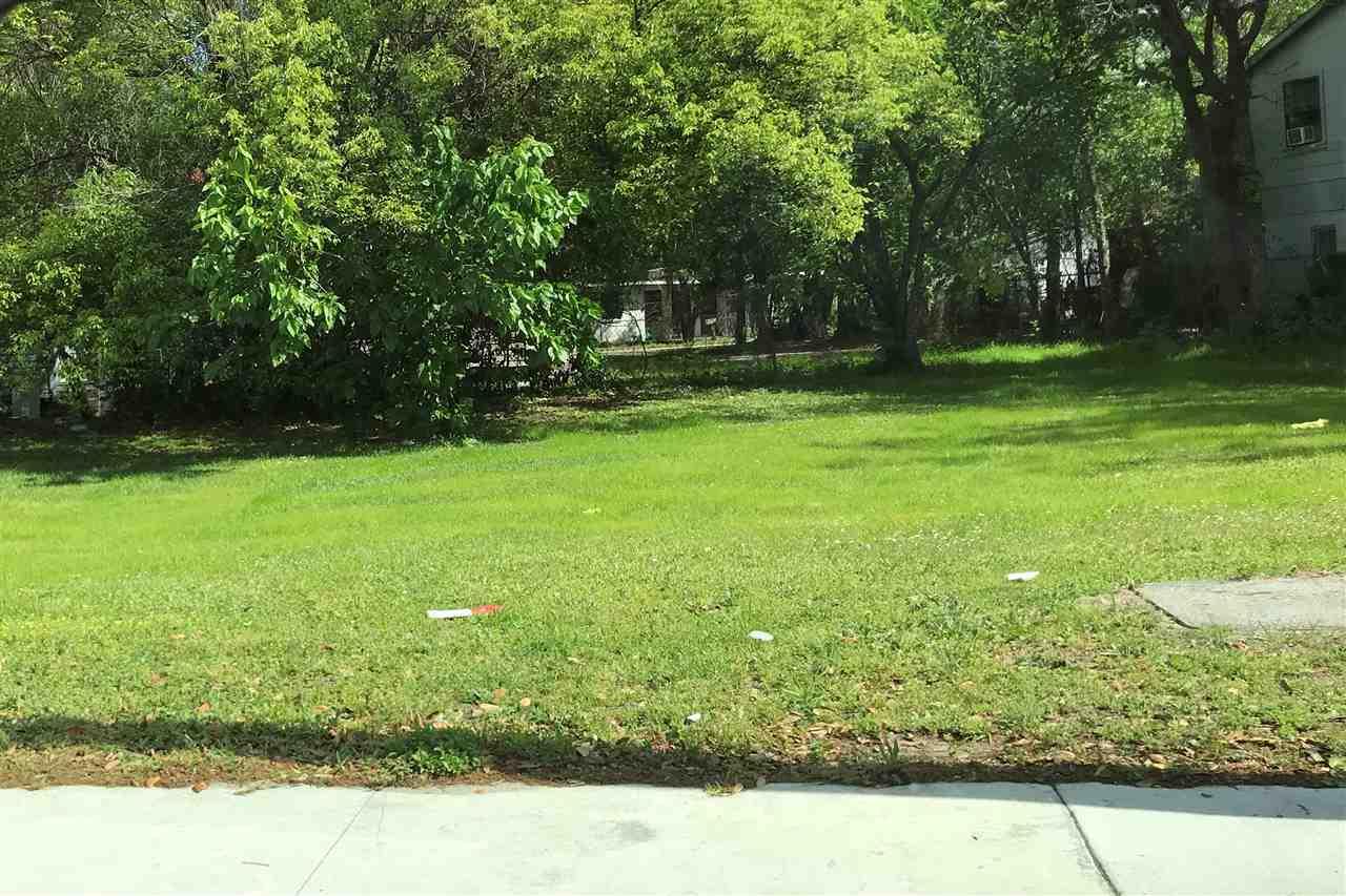 1463 Kings Rd - Photo 1