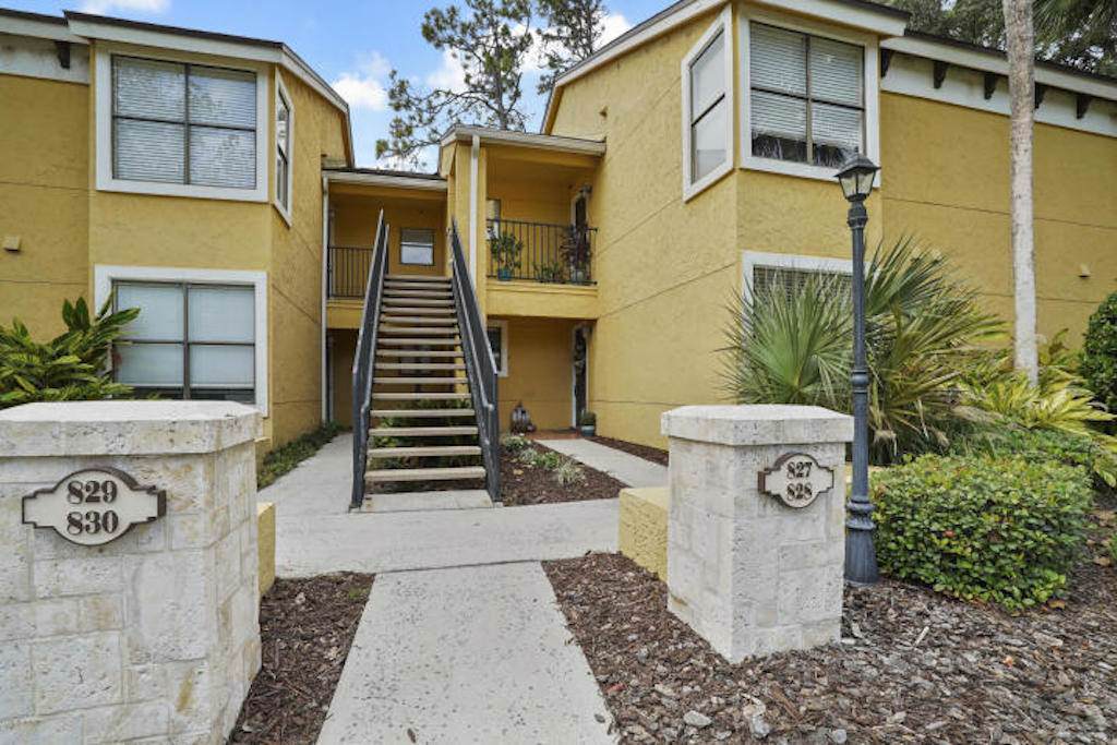 828 Shoreline Cir - Photo 1