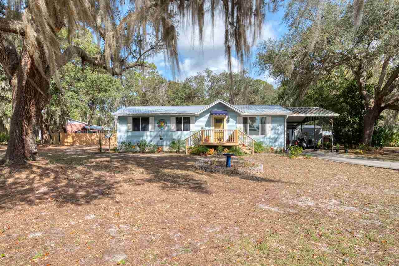 220 Saratoga Dr - Photo 1