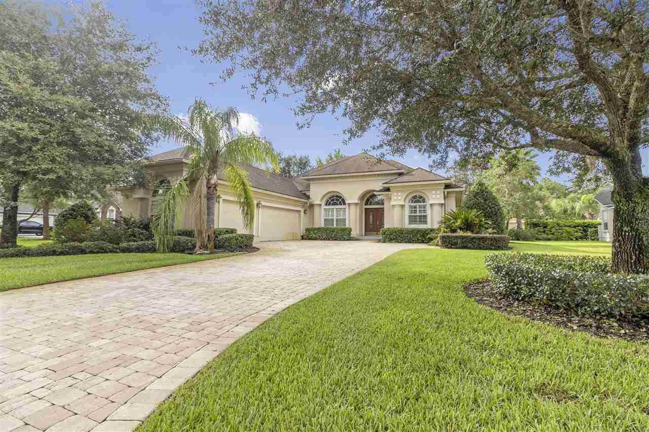 405 Emslie Ter - Photo 1