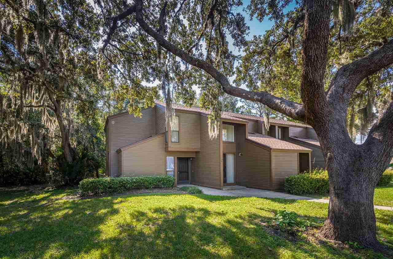23 Oxford Ln. - Photo 1