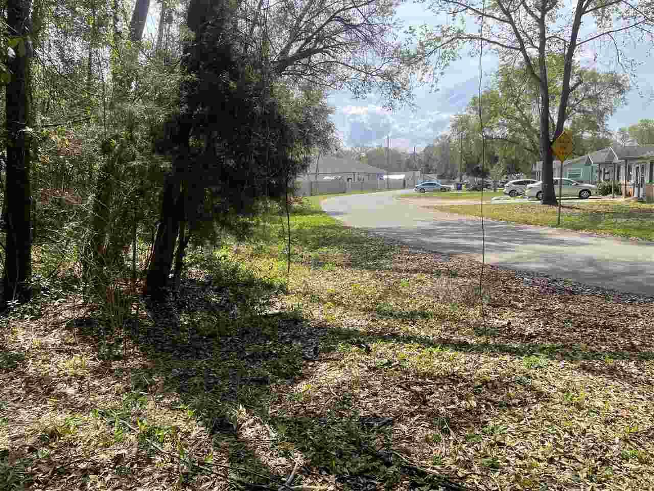 865 Wildwood Drive - Photo 1