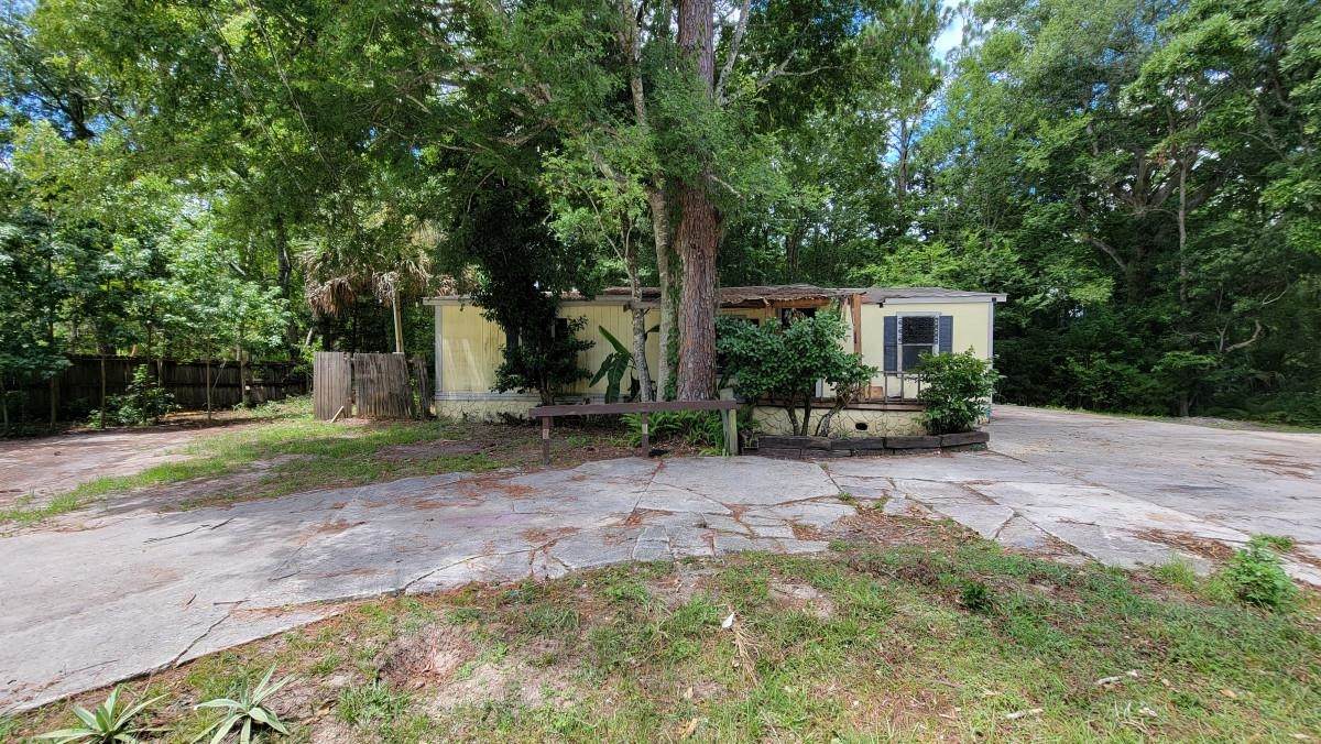 1915 Sheridan Dr - Photo 1