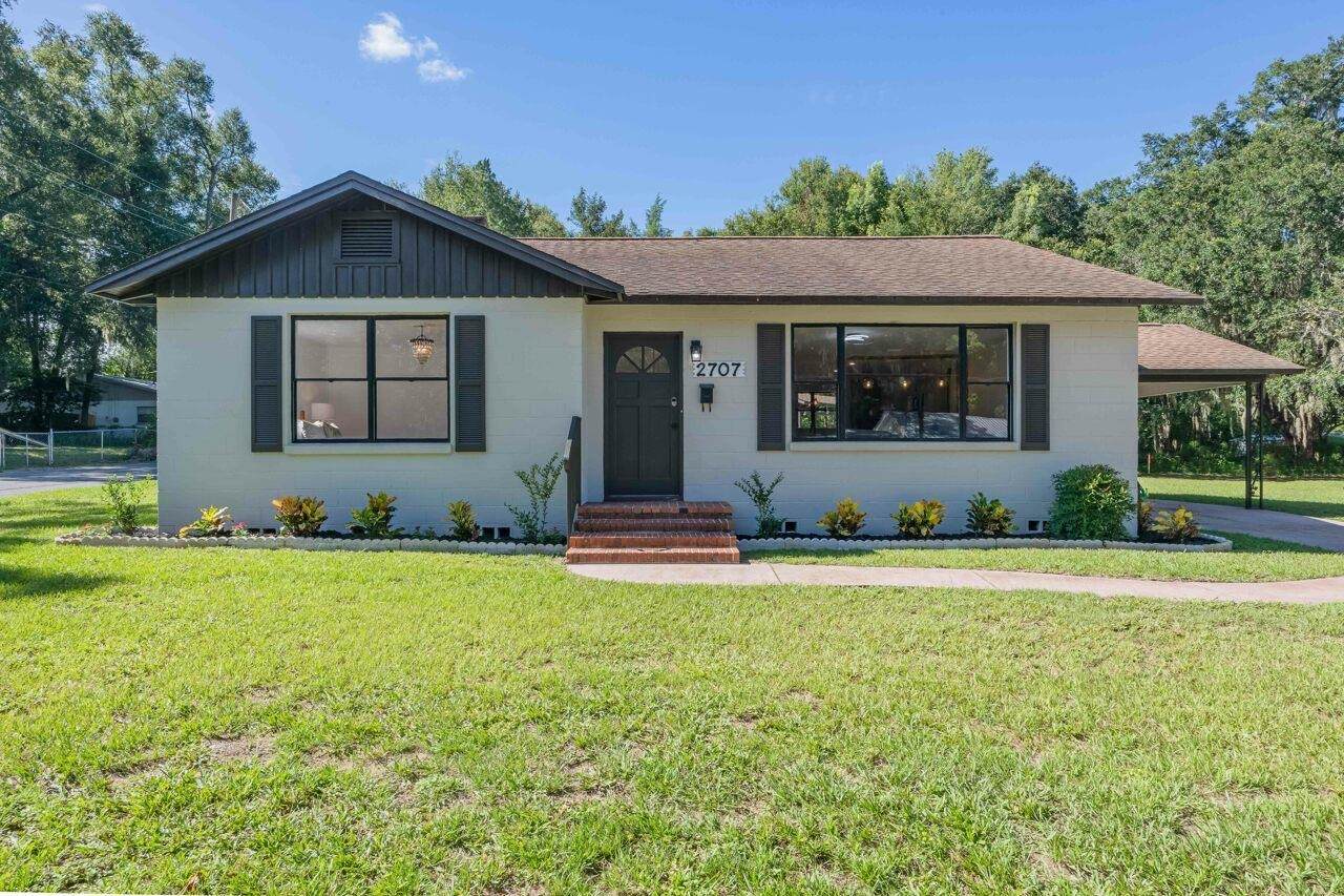 2707 St Johns Ave - Photo 1