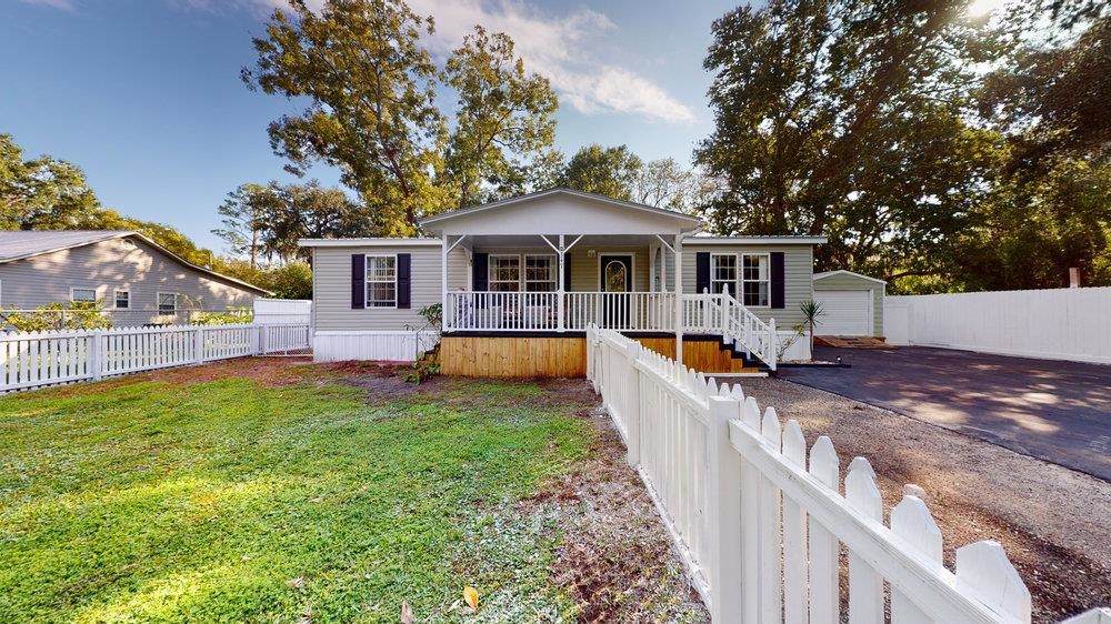 347 Abbey Avenue - Photo 1
