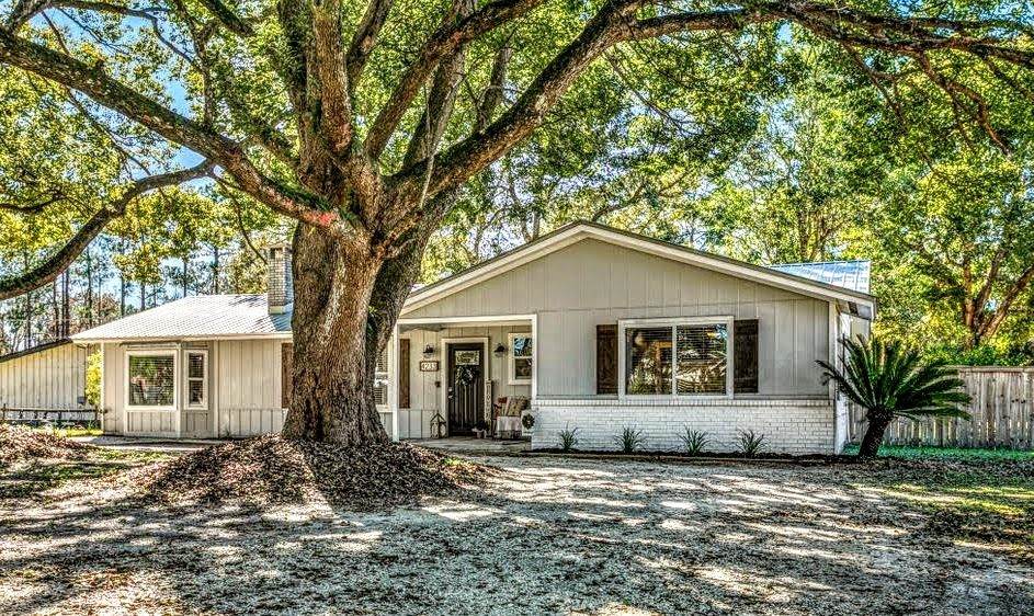 4233 Oak Lane - Photo 1