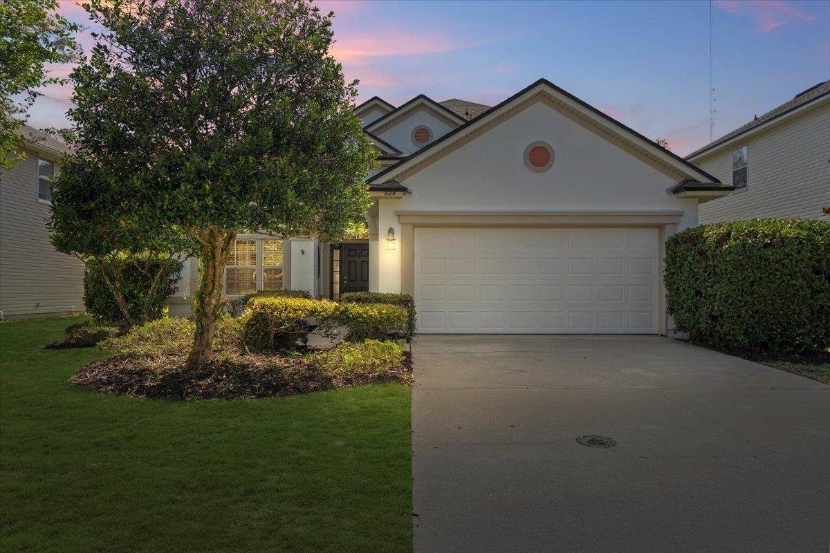 924 Garden Lake Dr - Photo 1
