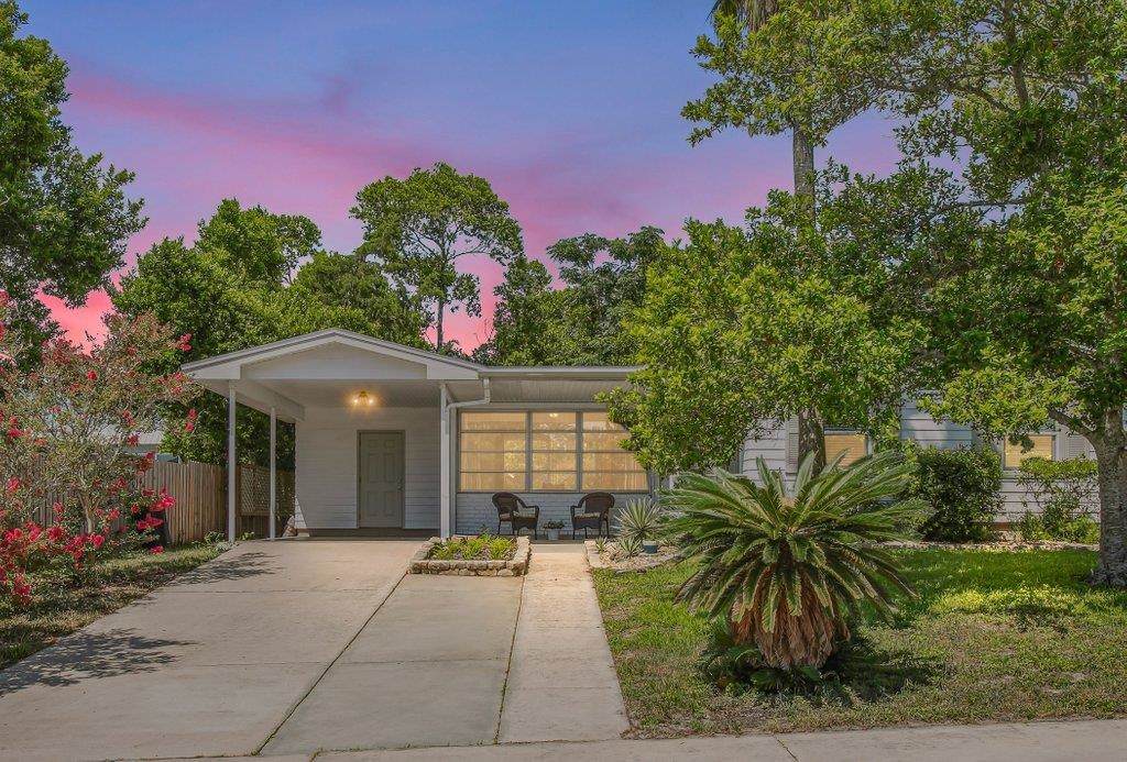 171 Deltona Blvd - Photo 1