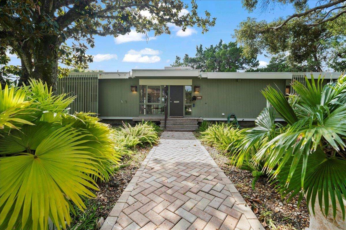 201 Arpieka Ave + (In-Law Suite) - Photo 1