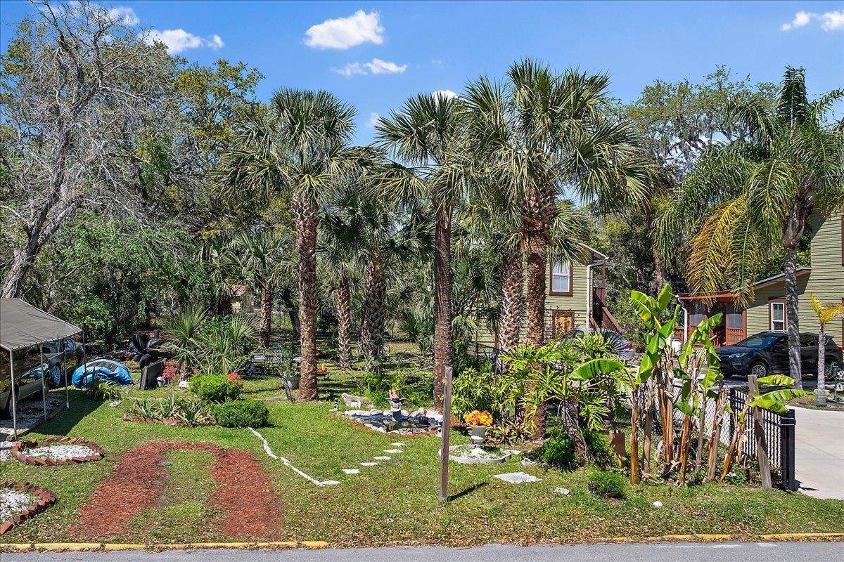 122 Carrie Johnson Way - Photo 1