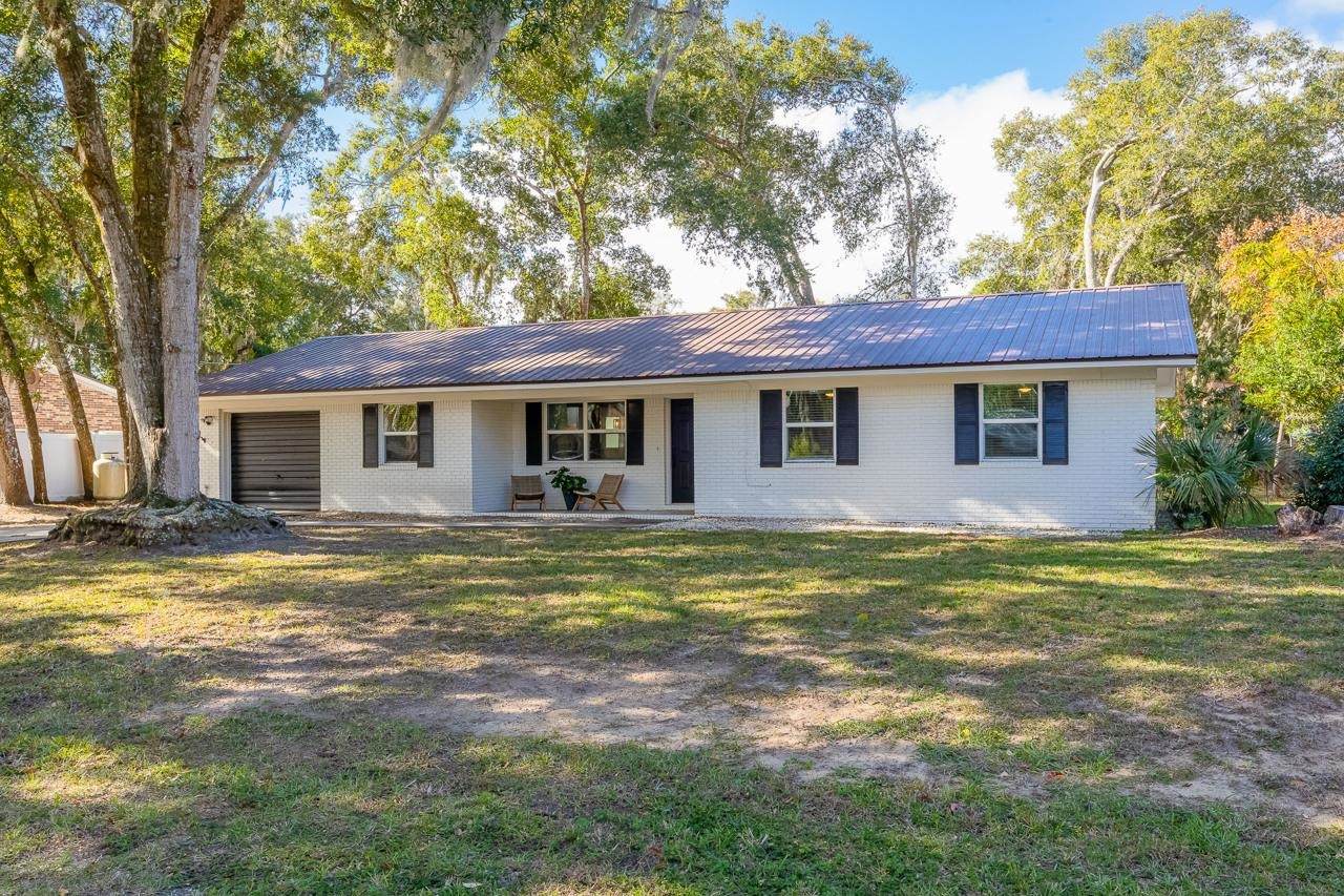 110 Queen Road - Photo 1