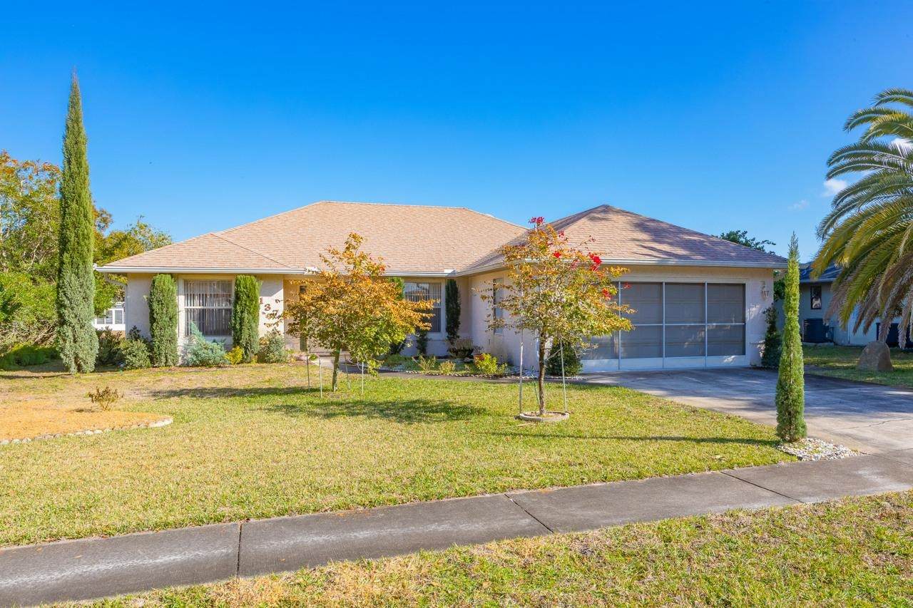 137 Captains Pointe Cir - Photo 1