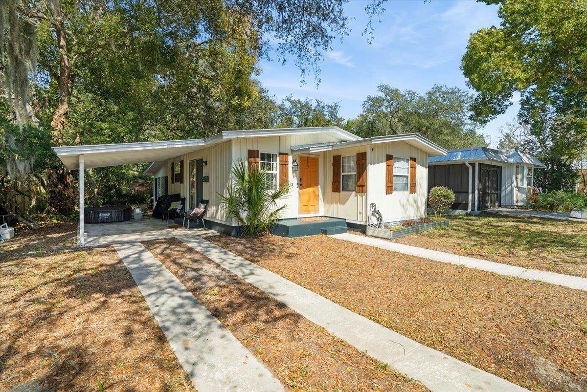 66 Deltona Blvd - Photo 1
