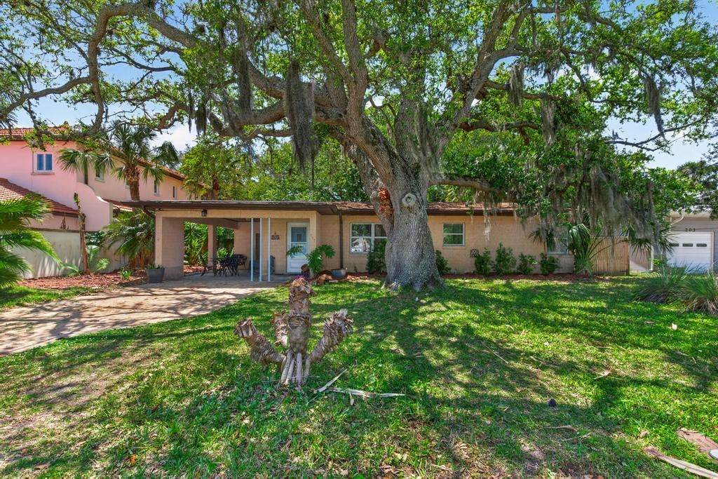 205 Zoratoa Avenue - Photo 1