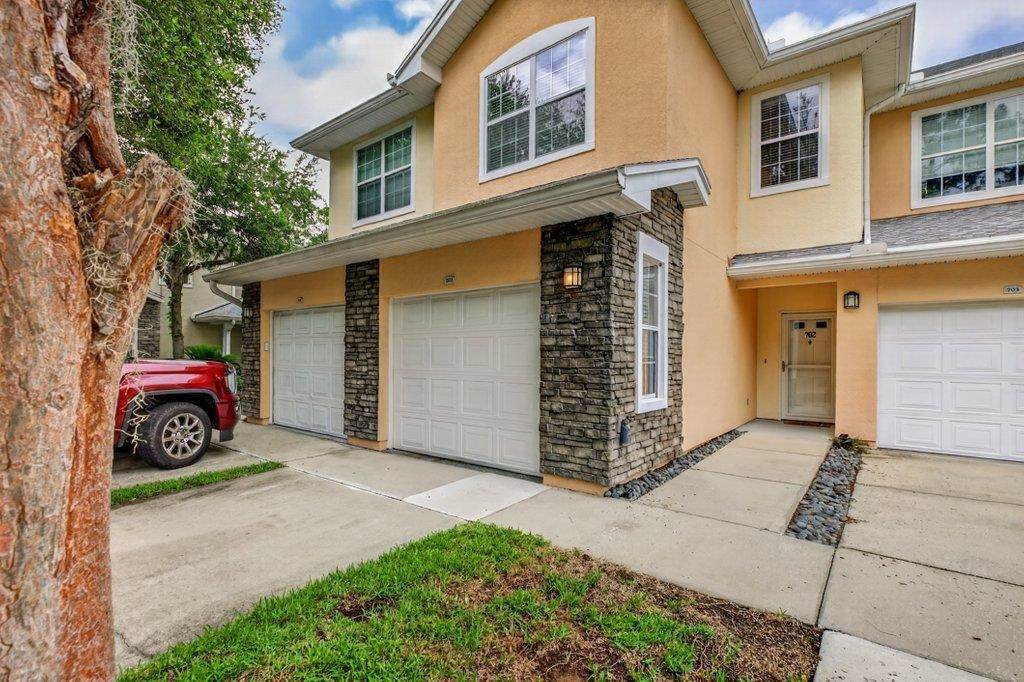 205 Bayberry Circle - Photo 1