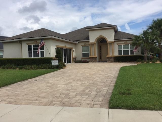 400 Venecia Way - Photo 1