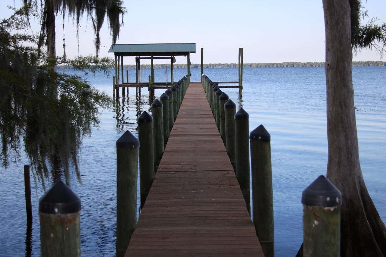 302 Crescent Lake Shore Dr - Photo 1
