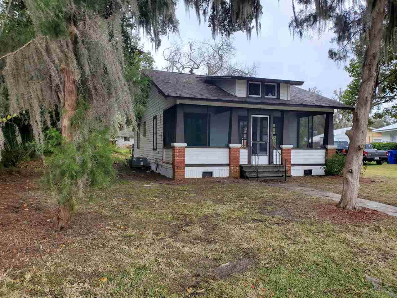 110 St. John Ave - Photo 1