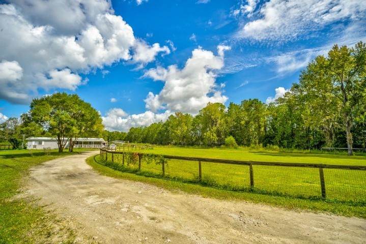 3240 Stratton Blvd - Photo 1