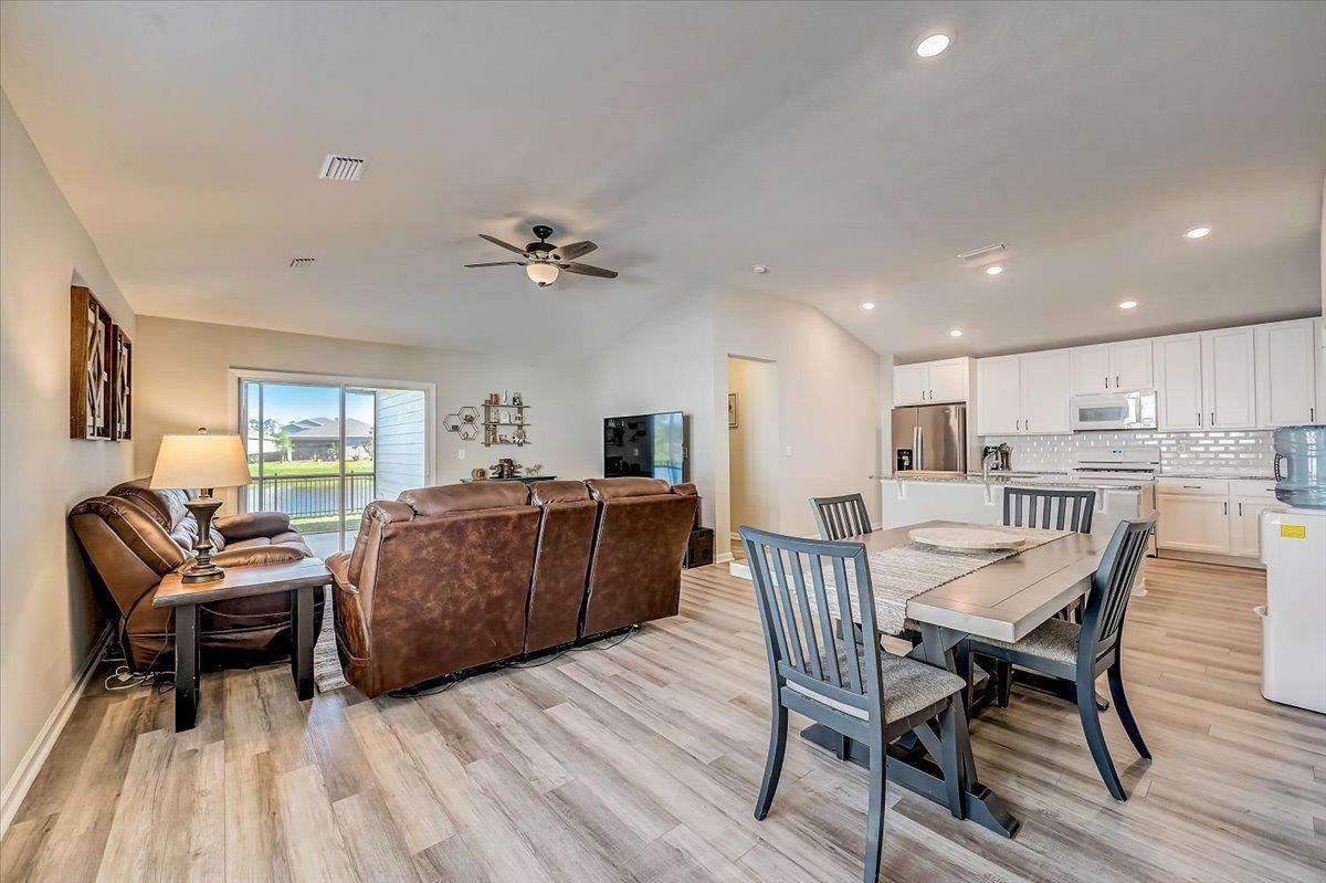123 Yellowfin Dr - Photo 1