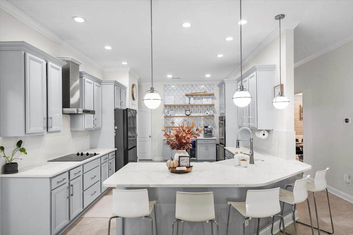 501 E Kings College Drive - Photo 1