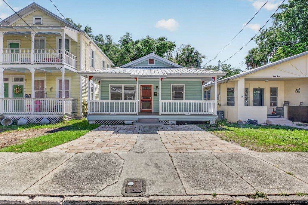 63 Dumas St - Photo 1
