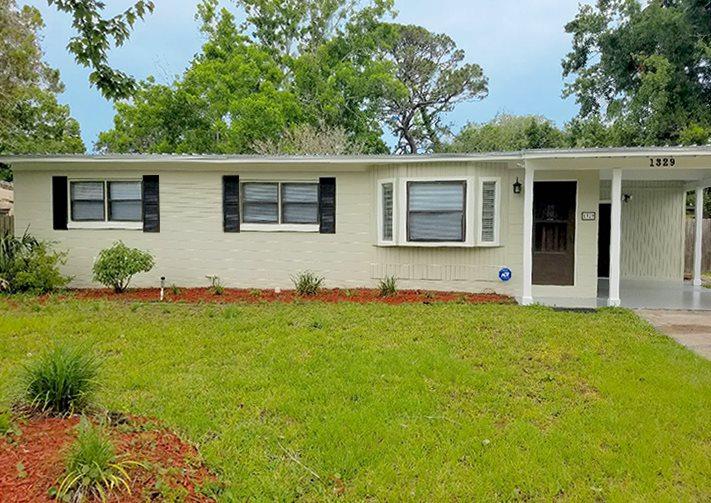 1329 Francis Street - Photo 1