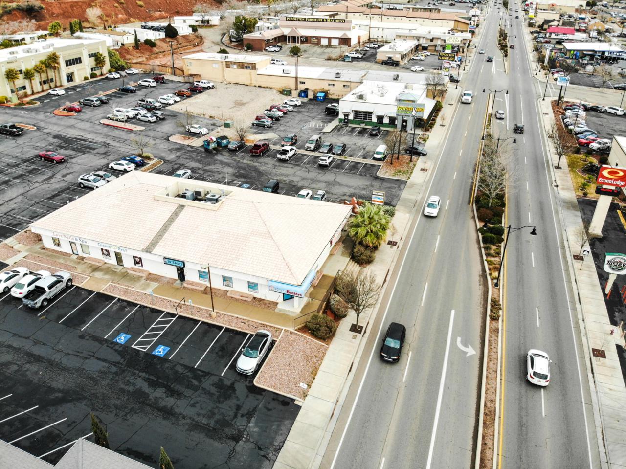 445 St George Blvd - Photo 1