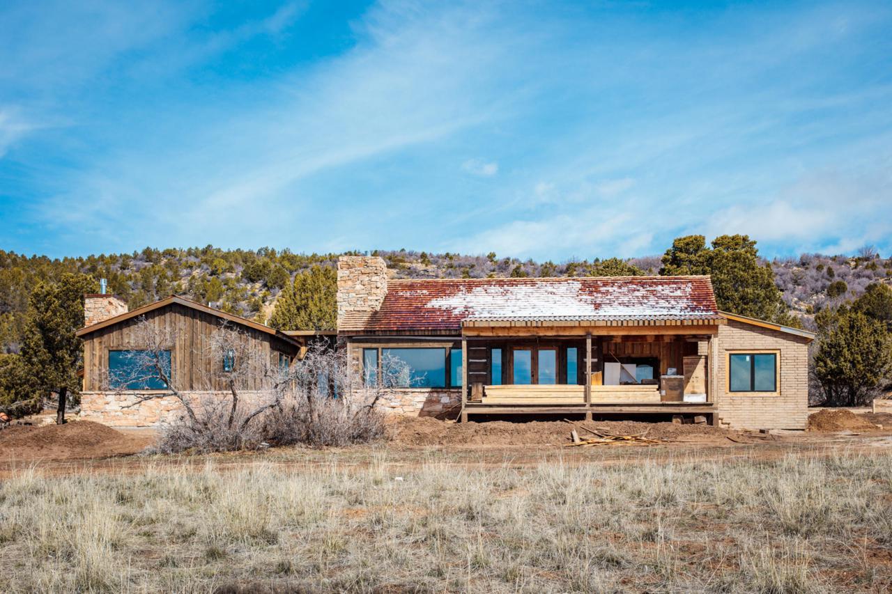 26 Peaches Ln - Photo 1