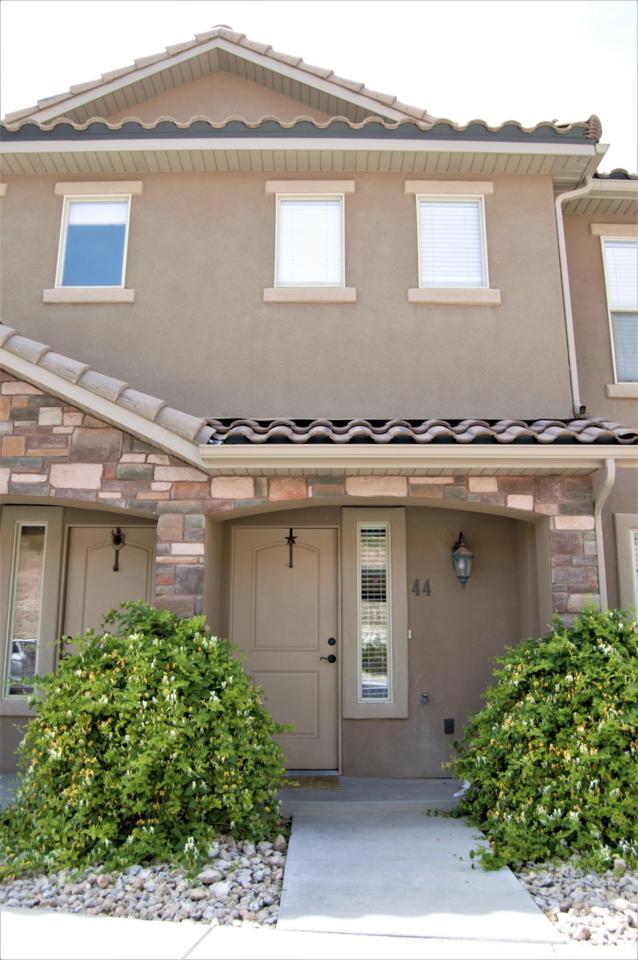 3419 River - Photo 1