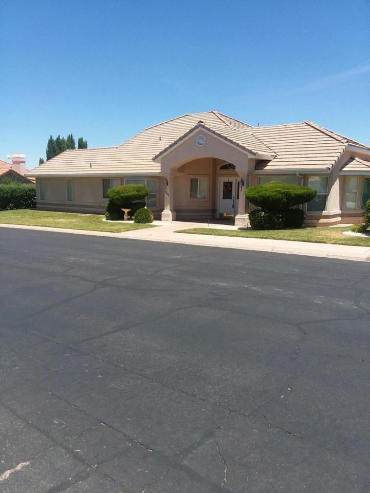 2063 Fairway Hills Dr - Photo 1