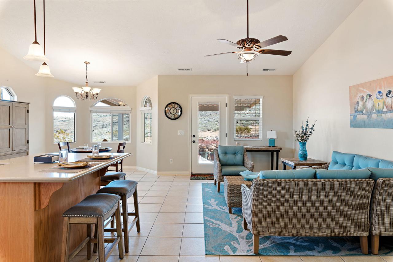 1360 Telegraph - Photo 1