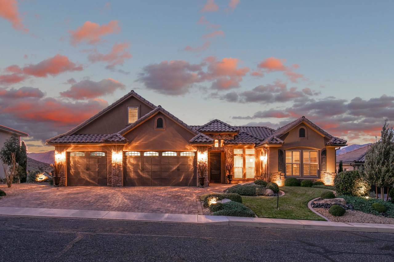 2584 Canyon Ridge Dr - Photo 1