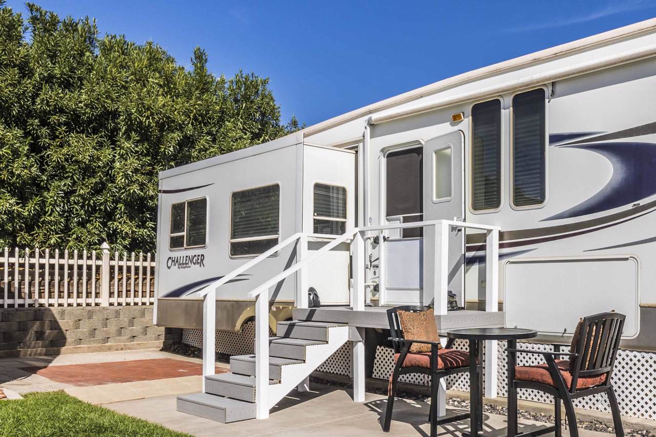 448 Telegraph Rd - Photo 1