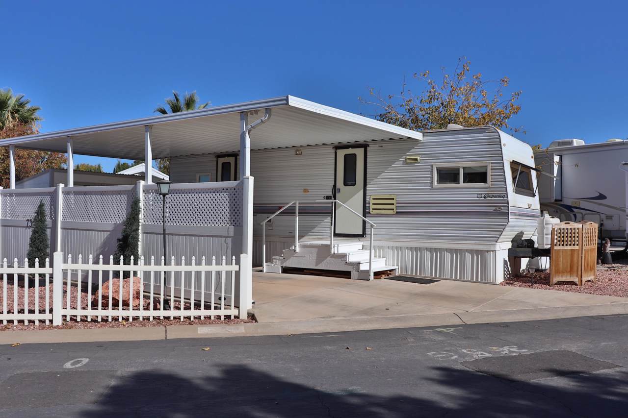 448 Telegraph - Photo 1