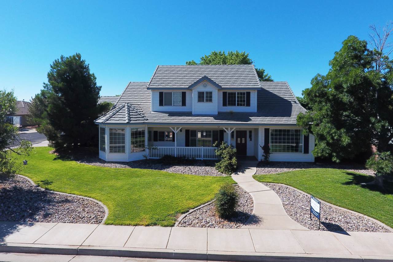 3717 Rachel Dr - Photo 1