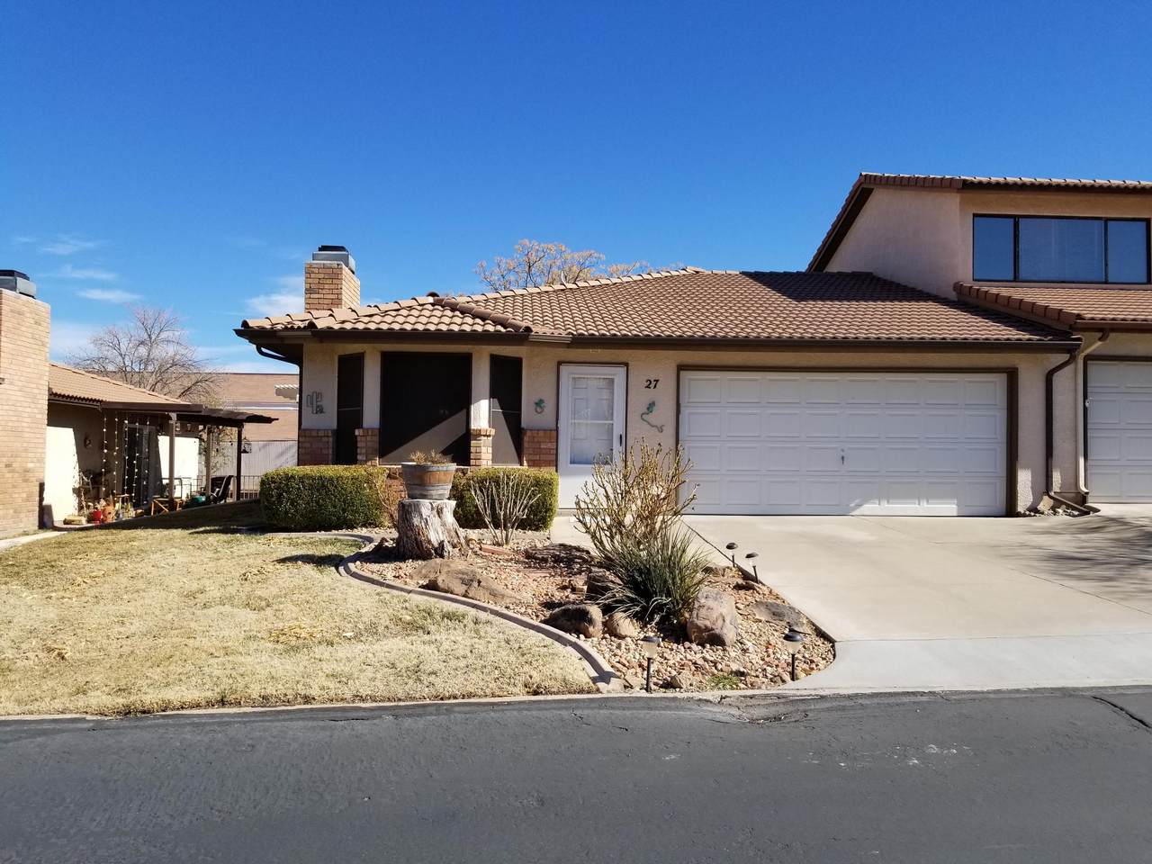 1050 Brigham - Photo 1