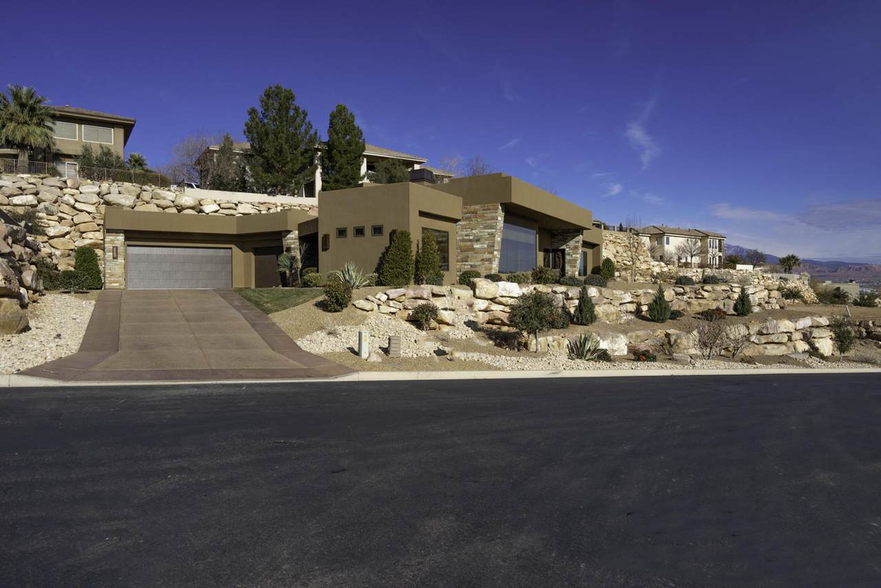1662 Quartz Dr - Photo 1