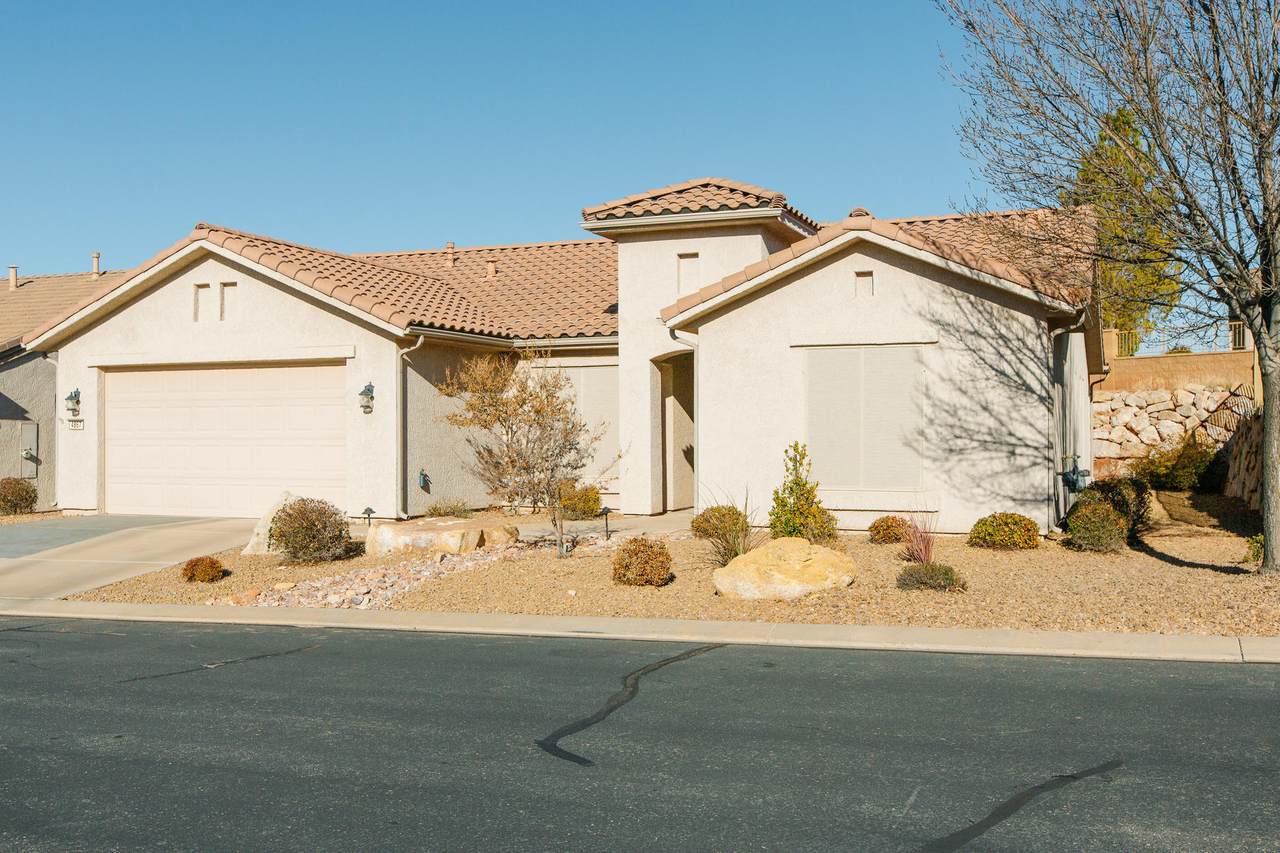 4867 Morane Manor Dr - Photo 1