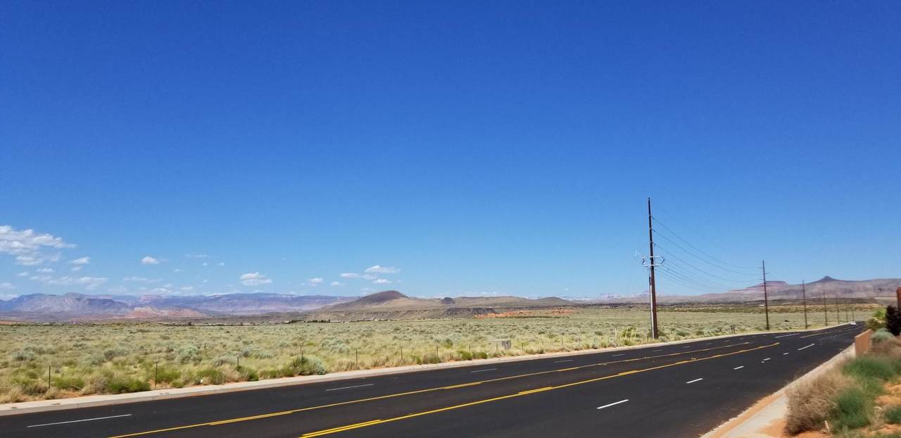 Retreat At Sand Hollow - Photo 1