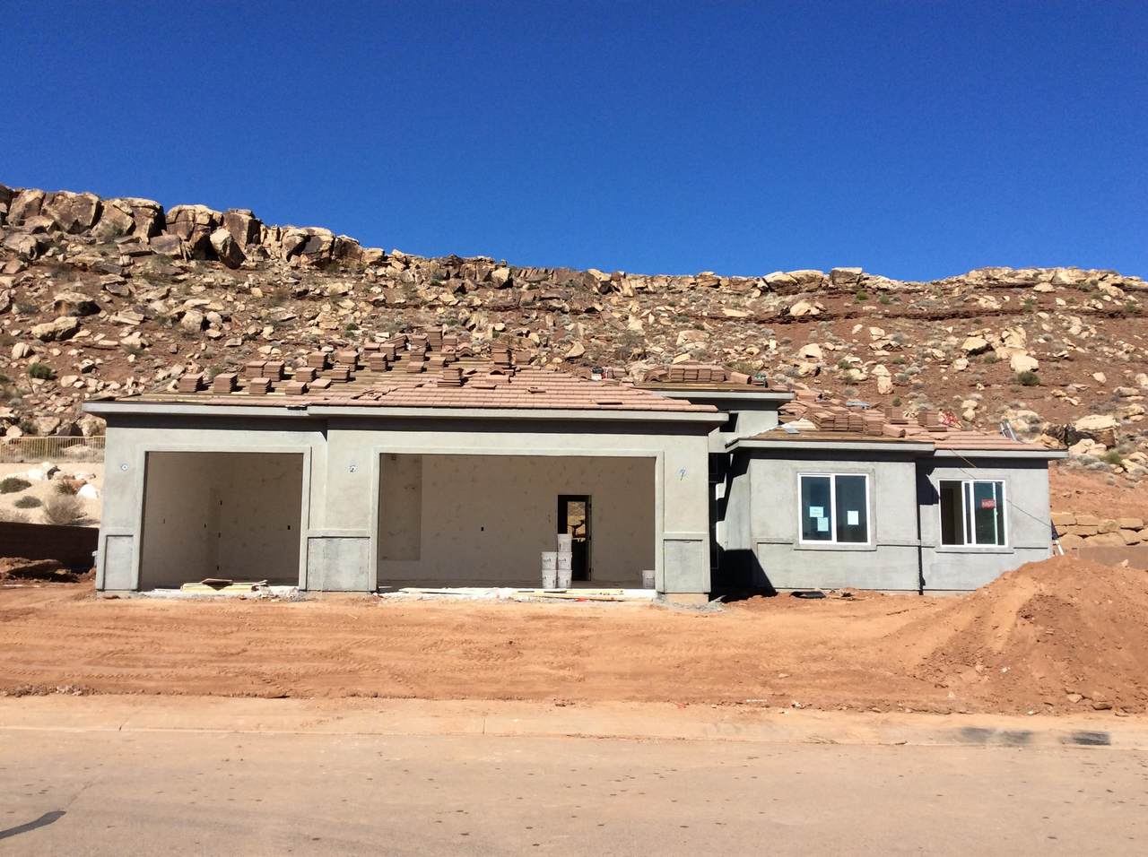 1102 Kolob Dr - Photo 1